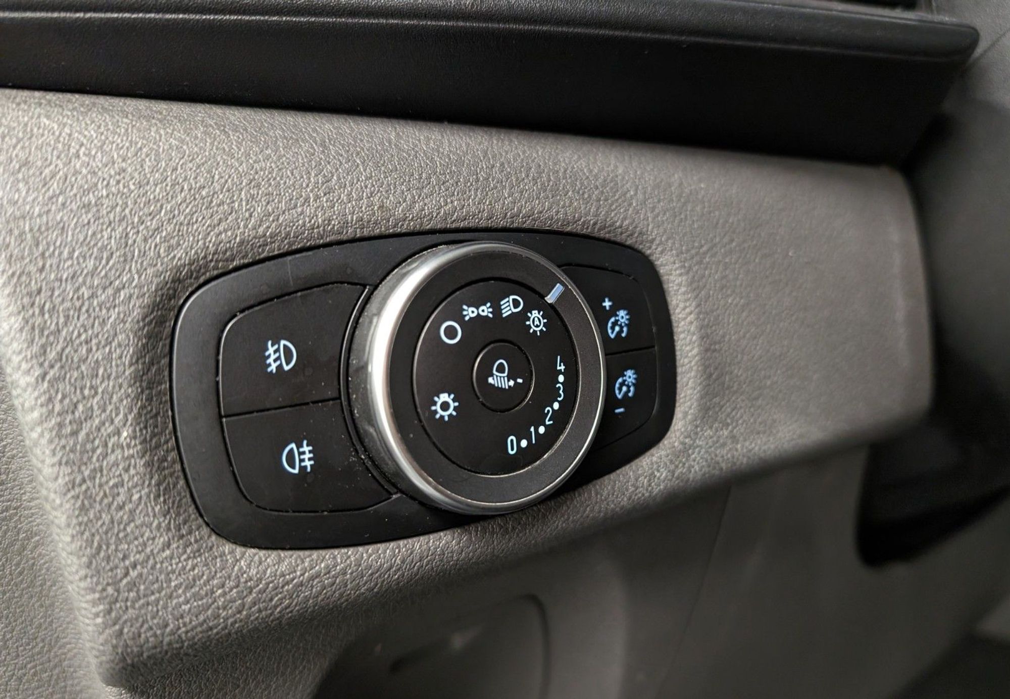 Ford Transit Custom 340 2.0 EcoBlue SelectShift, 6-trins, 130ps, 2020