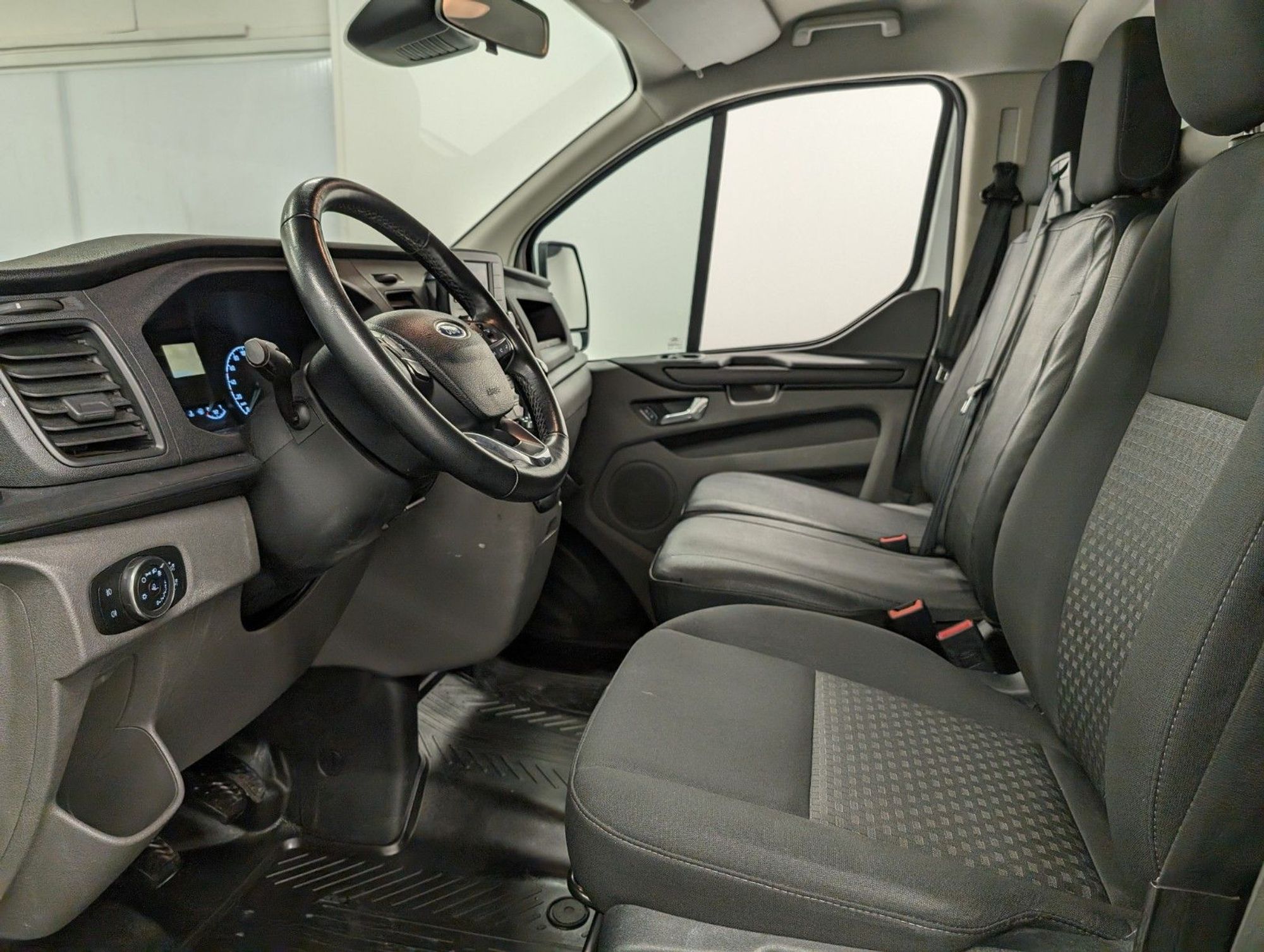 Ford Transit Custom 340 2.0 EcoBlue SelectShift, 6-trins, 130ps, 2020