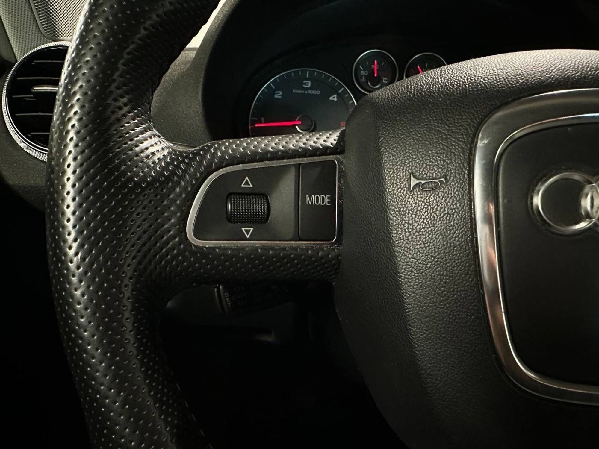 Audi A3 Sportback 1.6 TDI  Manual, 105hp, 2012