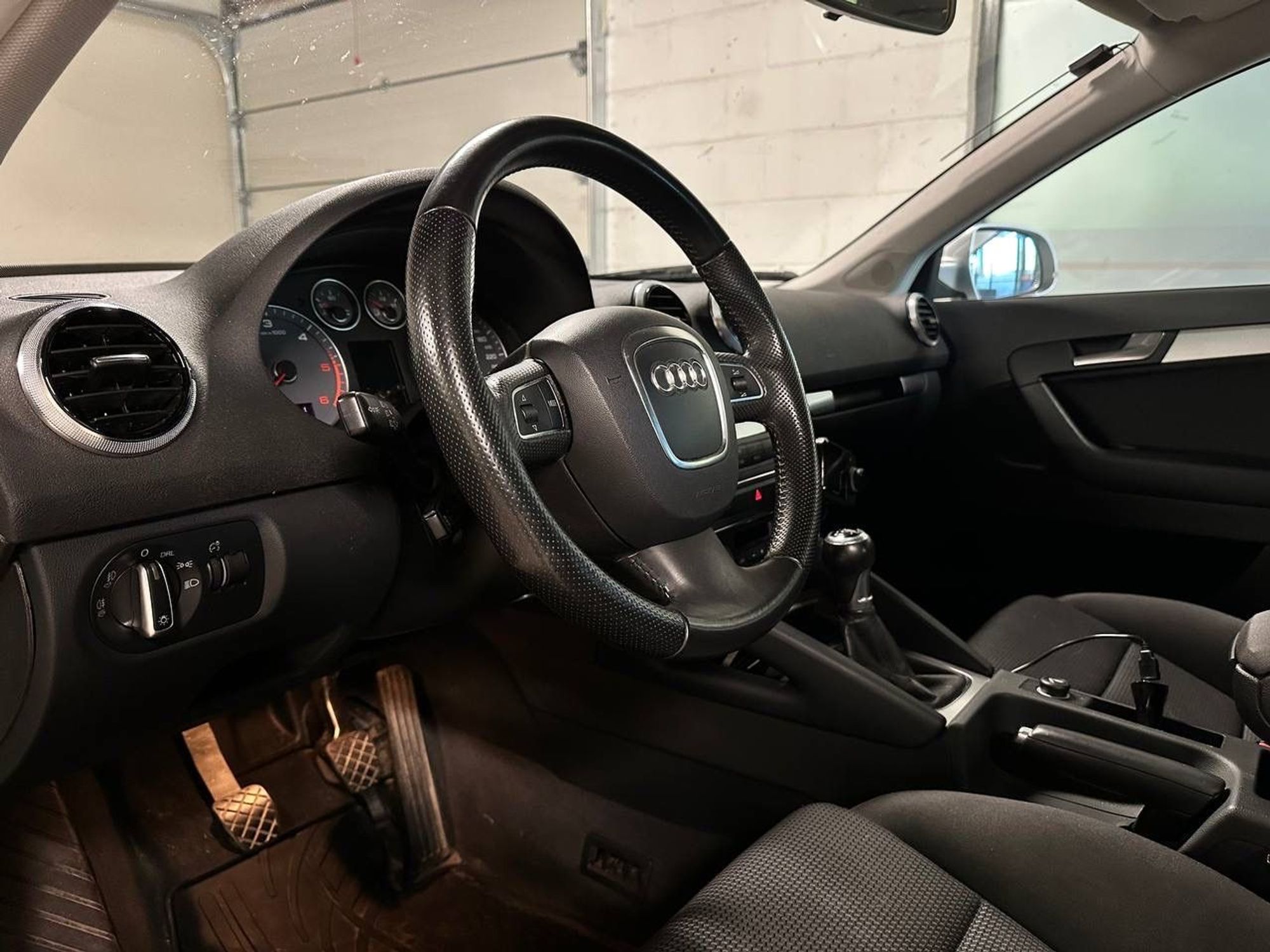 Audi A3 Sportback 1.6 TDI  Manual, 105hp, 2012