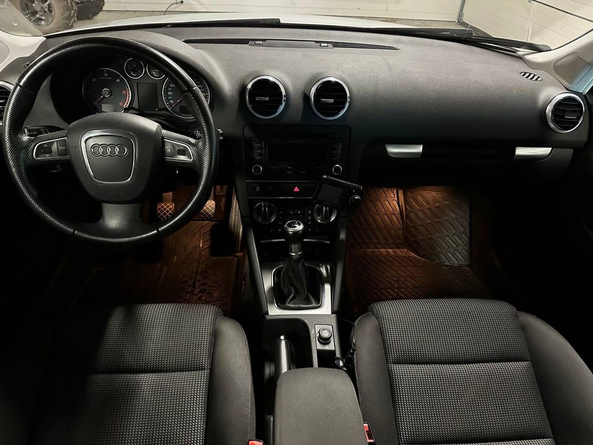 Audi A3 Sportback 1.6 TDI  Manual, 105hp, 2012