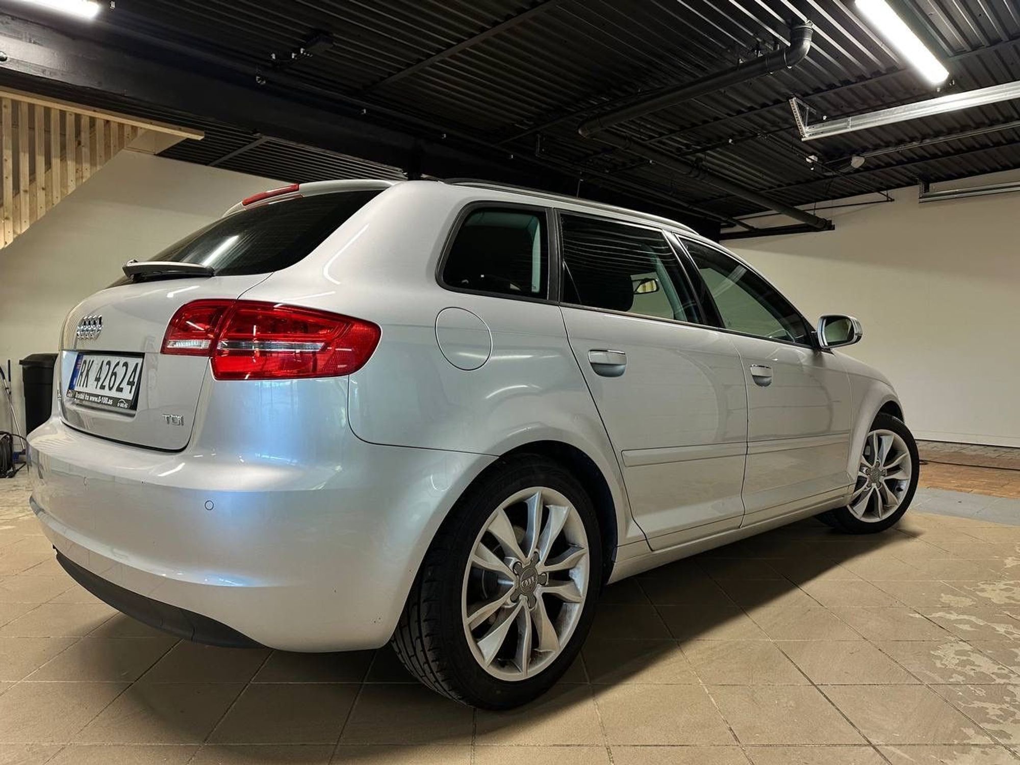 Audi A3 Sportback 1.6 TDI  Manual, 105hp, 2012