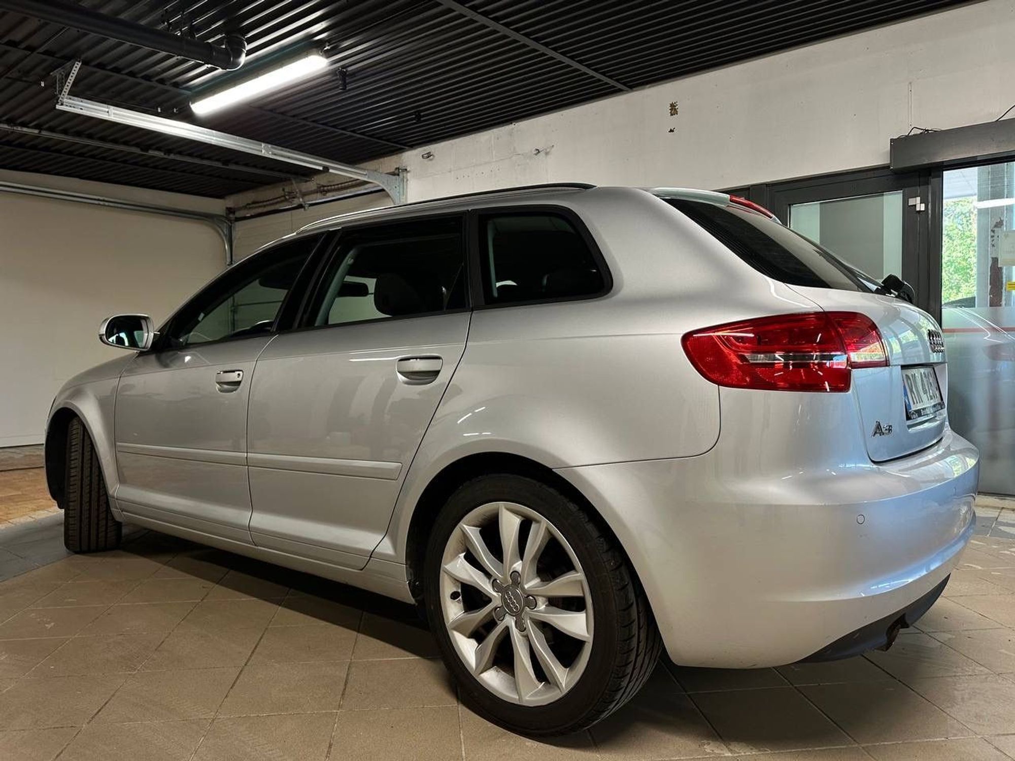 Audi A3 Sportback 1.6 TDI  Manual, 105hp, 2012