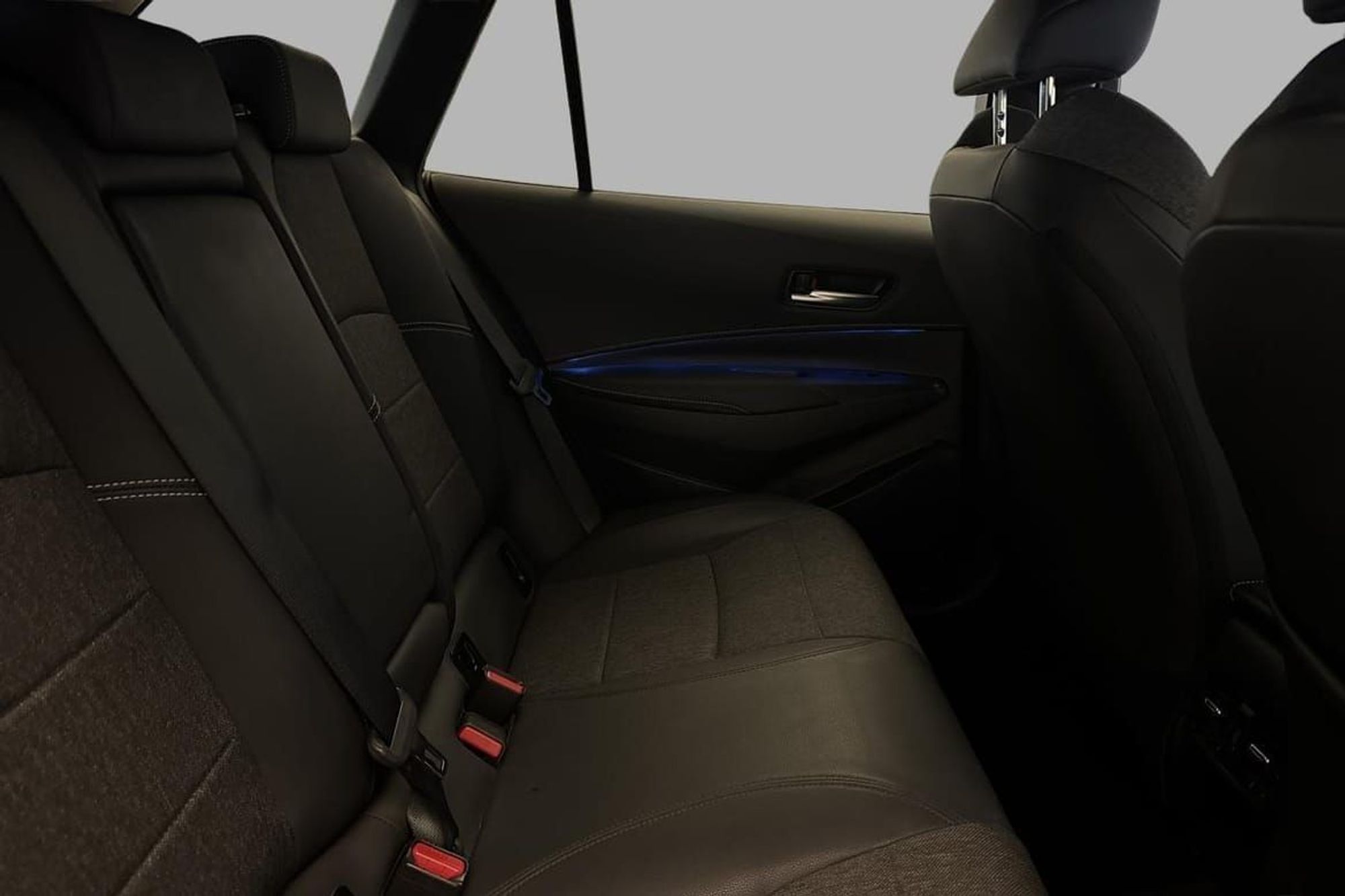 Toyota Corolla Touring Sports Hybrid e-CVT, 140hp, 2025