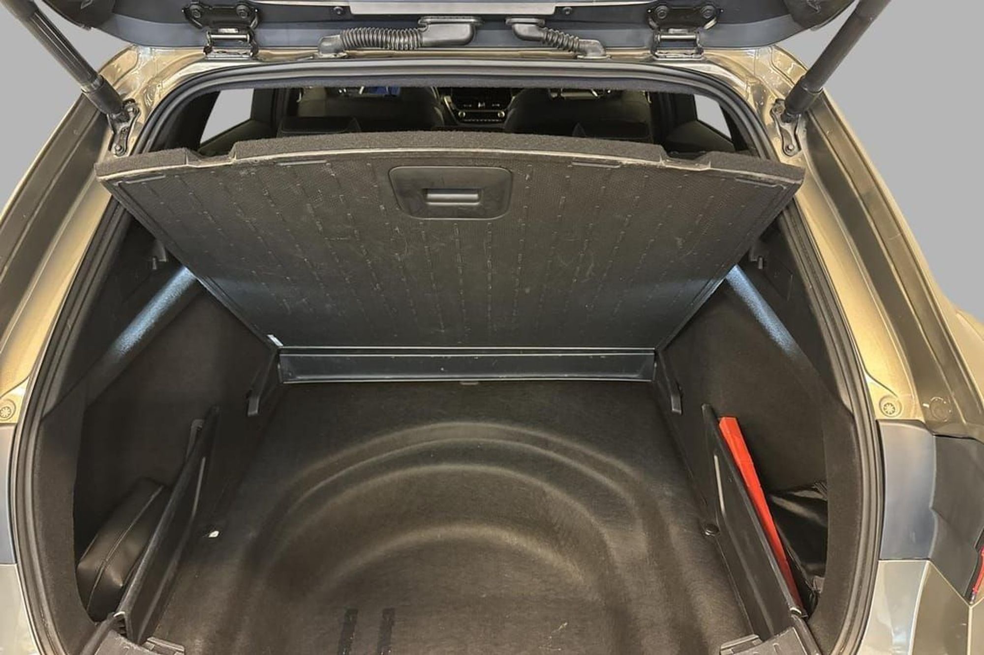 Toyota Corolla Touring Sports Hybrid e-CVT, 140hp, 2025